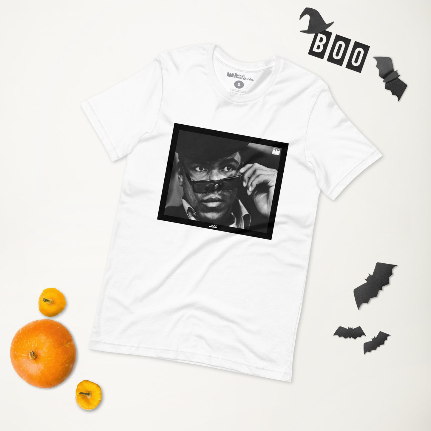 Ali Unisex t-shirt